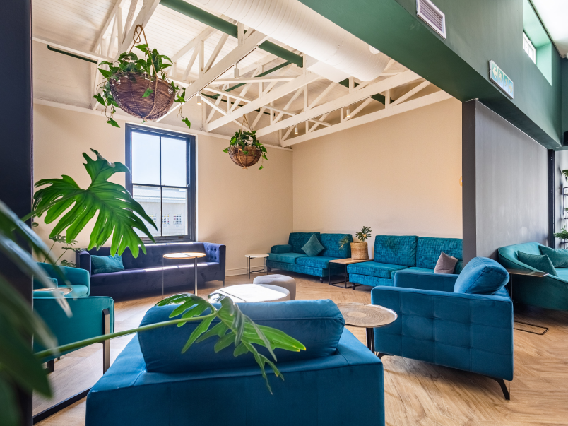 Aesthetic Old Bank Hotel (21)