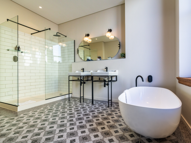 Presidential Suite Old Bank Hotel (17)