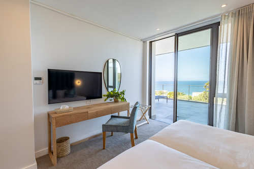 Apartment 302   Plett Quarter Hotel   Lion Roars Hotels & Lodges  (6)