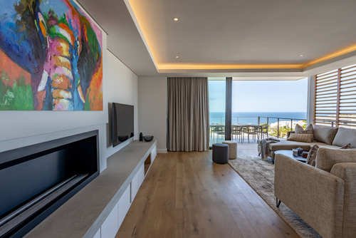 Apartment 301   Plett Quarter Hotel   Lion Roars Hotels & Lodges  (15)