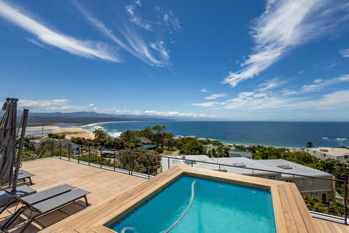 Apartment 406   Plett Quarter Hotel   Lion Roars Hotels & Lodges  (48)