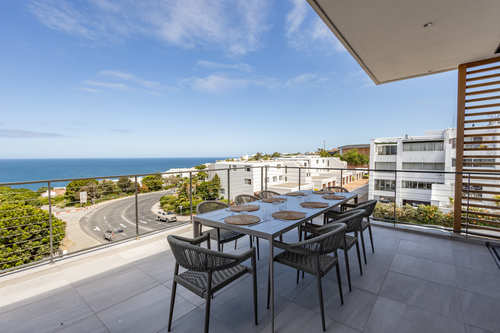 Apartment 301   Plett Quarter Hotel   Lion Roars Hotels & Lodges  (11)