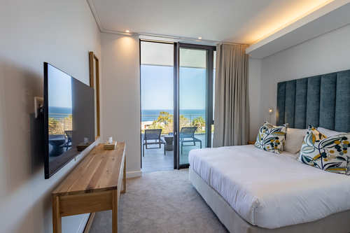 Apartment 302   Plett Quarter Hotel   Lion Roars Hotels & Lodges  (18)