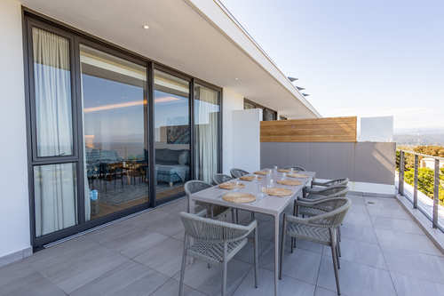 Apartment 302   Plett Quarter Hotel   Lion Roars Hotels & Lodges  (24)